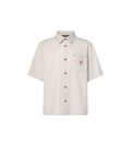 chemise Louis Vuitton en soie et coton écru se distingue par ses boutons dorés bombés et sa signature en forme de patch couleur cuir