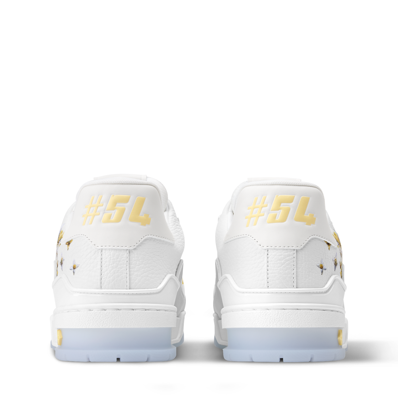 baskets Louis Vuitton LV Trainer en cuir de veau grainé blanc, ornées de broderies florales de la collection Printemps 2026