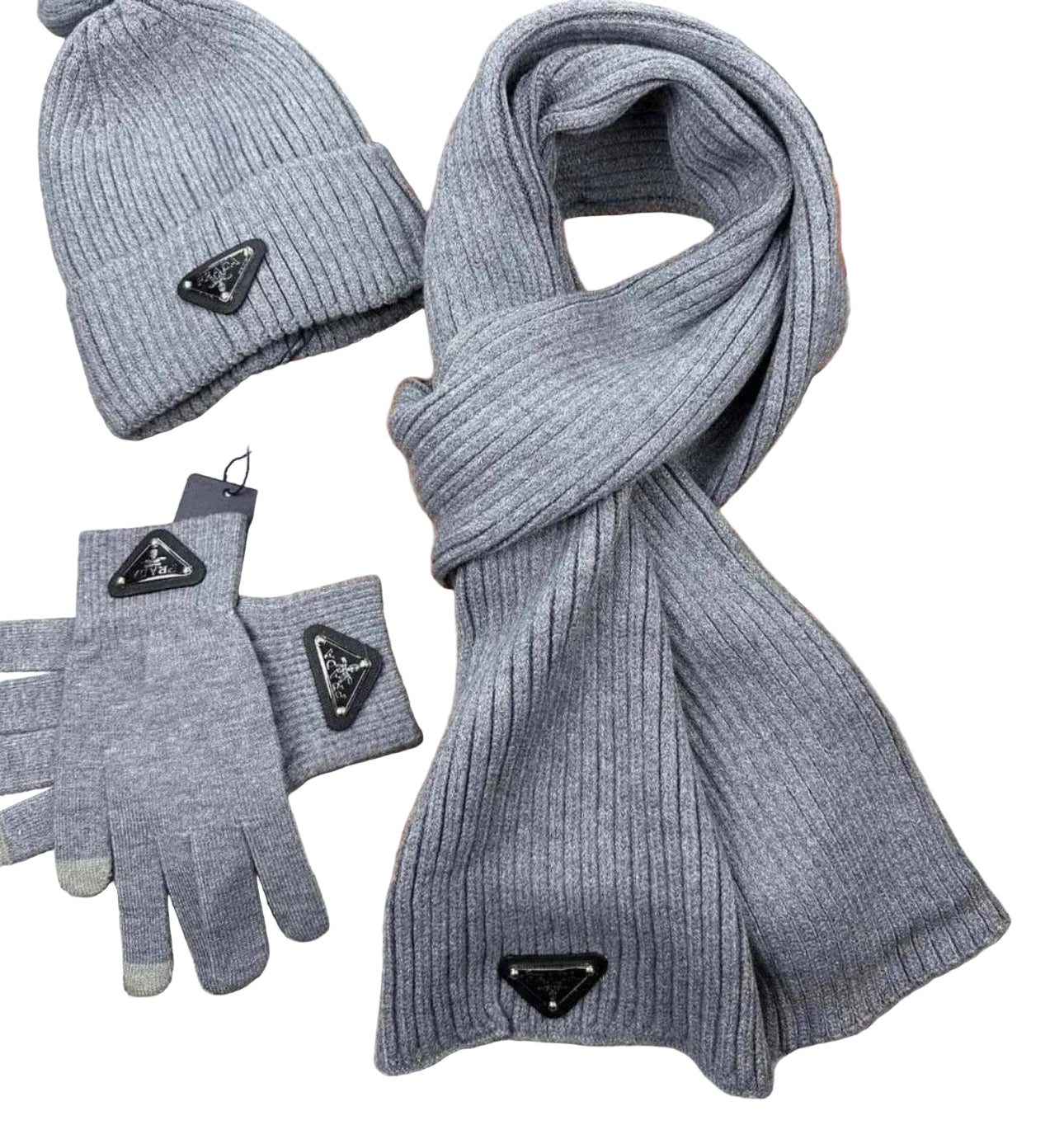 ensemble d'accessoires d'hiver Prada
