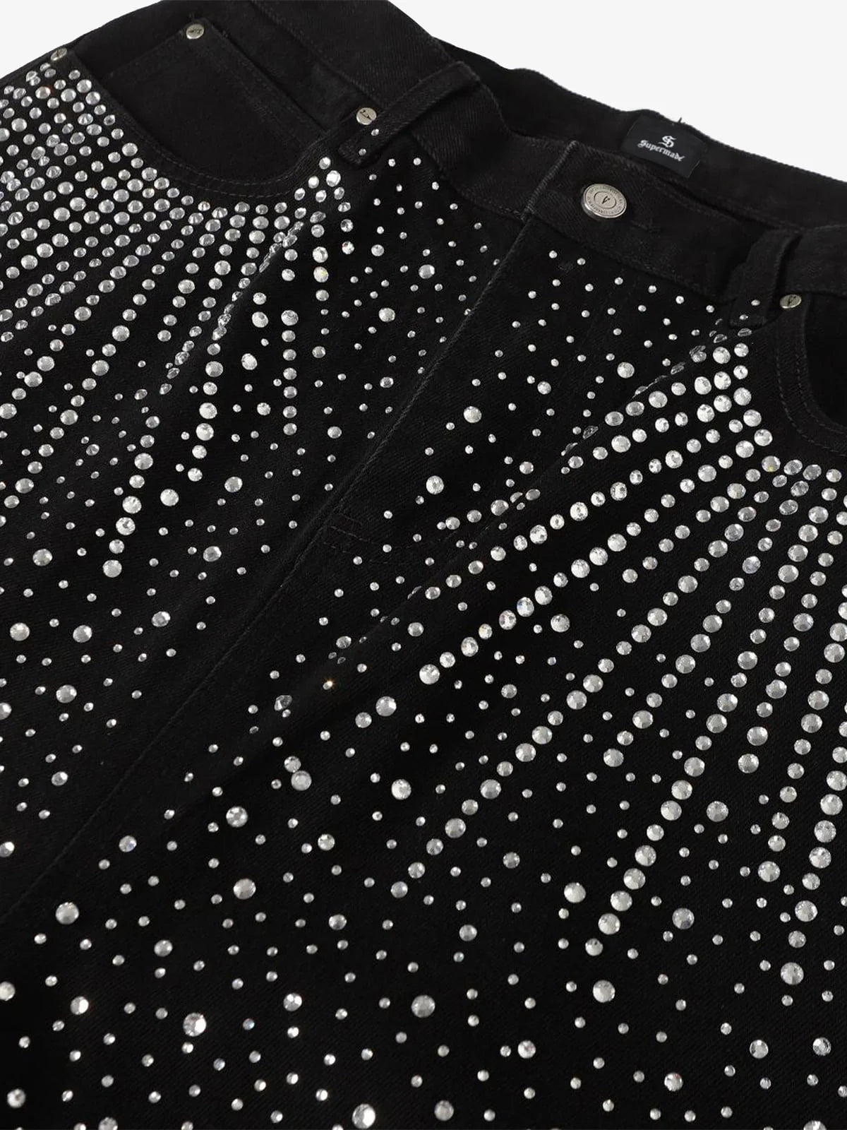 jean noir en denim orné de strass
