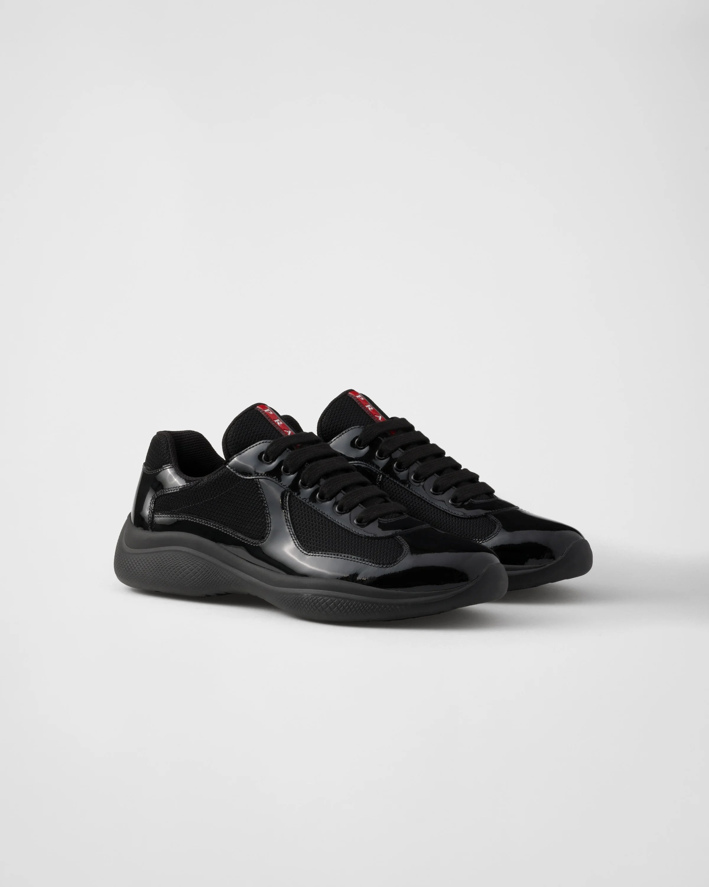 baskets Prada America's Cup en cuir verni noir