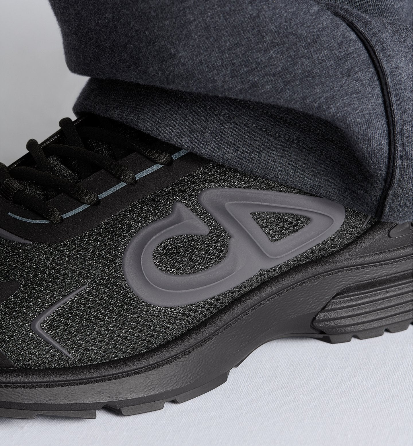 sneaker B30 Countdown Tech de la maison Dior, issue de la collection printemps 2026
