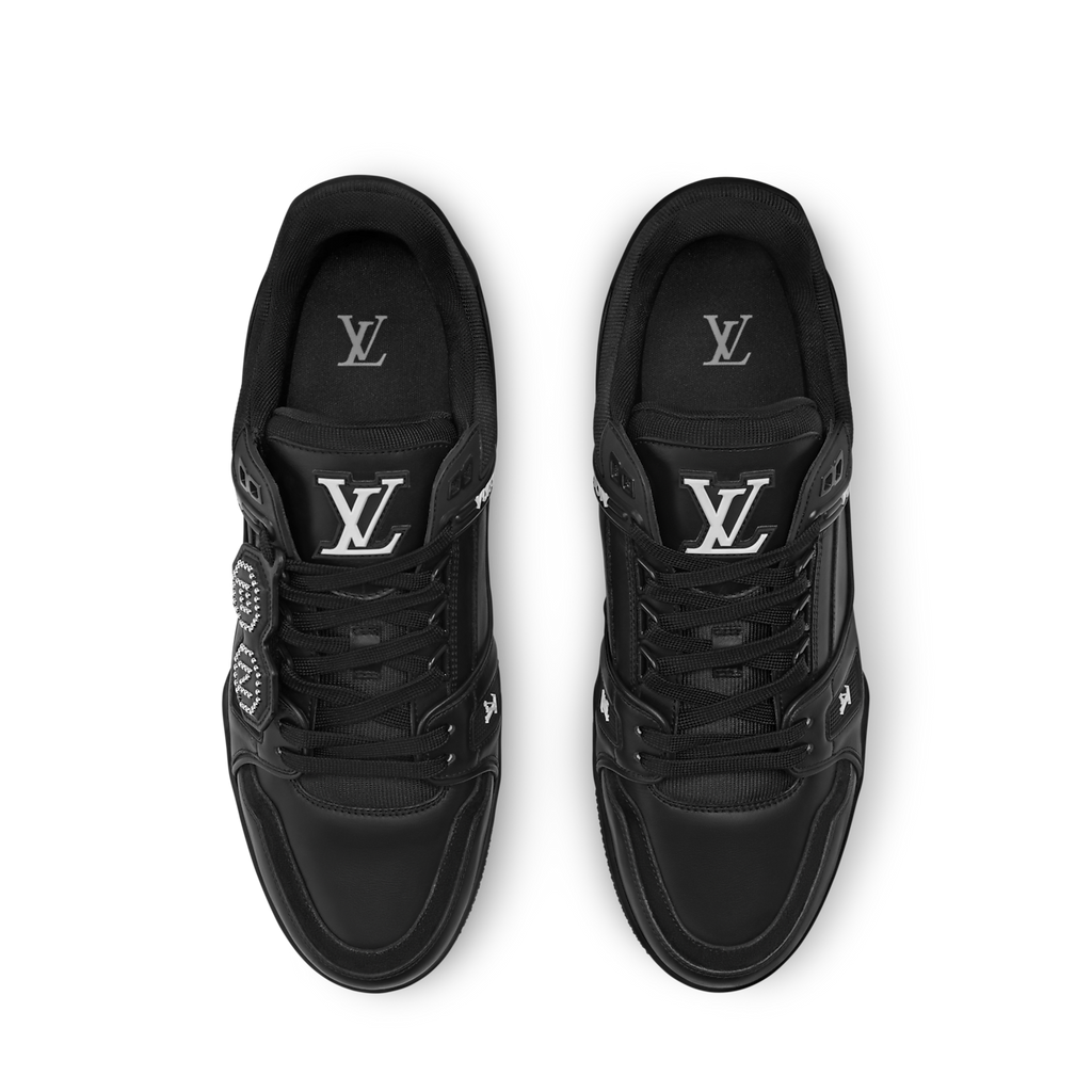 Sneaker LV Trainer, un modèle emblématique de la maison Louis Vuitton.