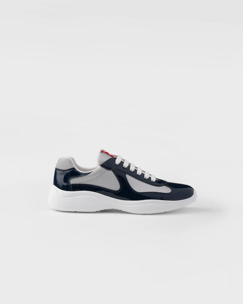 baskets Prada America's Cup en cuir verni bleu et mesh argenté