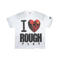 le t-shirt "I Love RoughPlay" de la marque de streetwear américaine RoughPlay