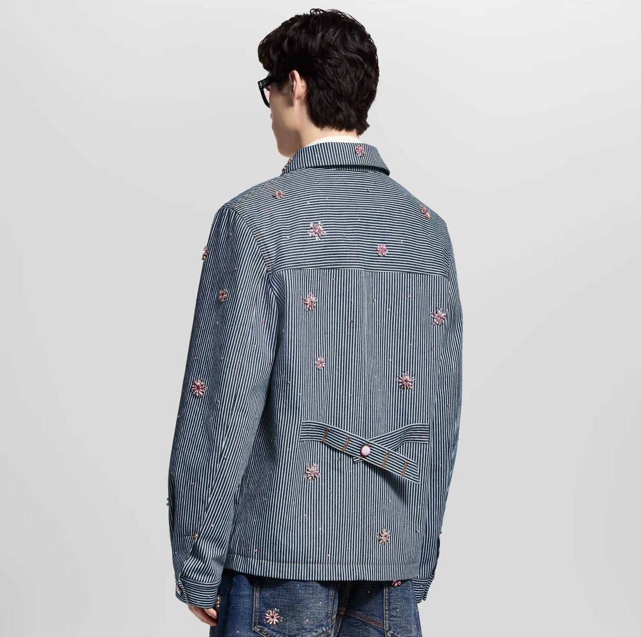 blouson workwear ornementé Louis Vuitton en denim rayé bleu.