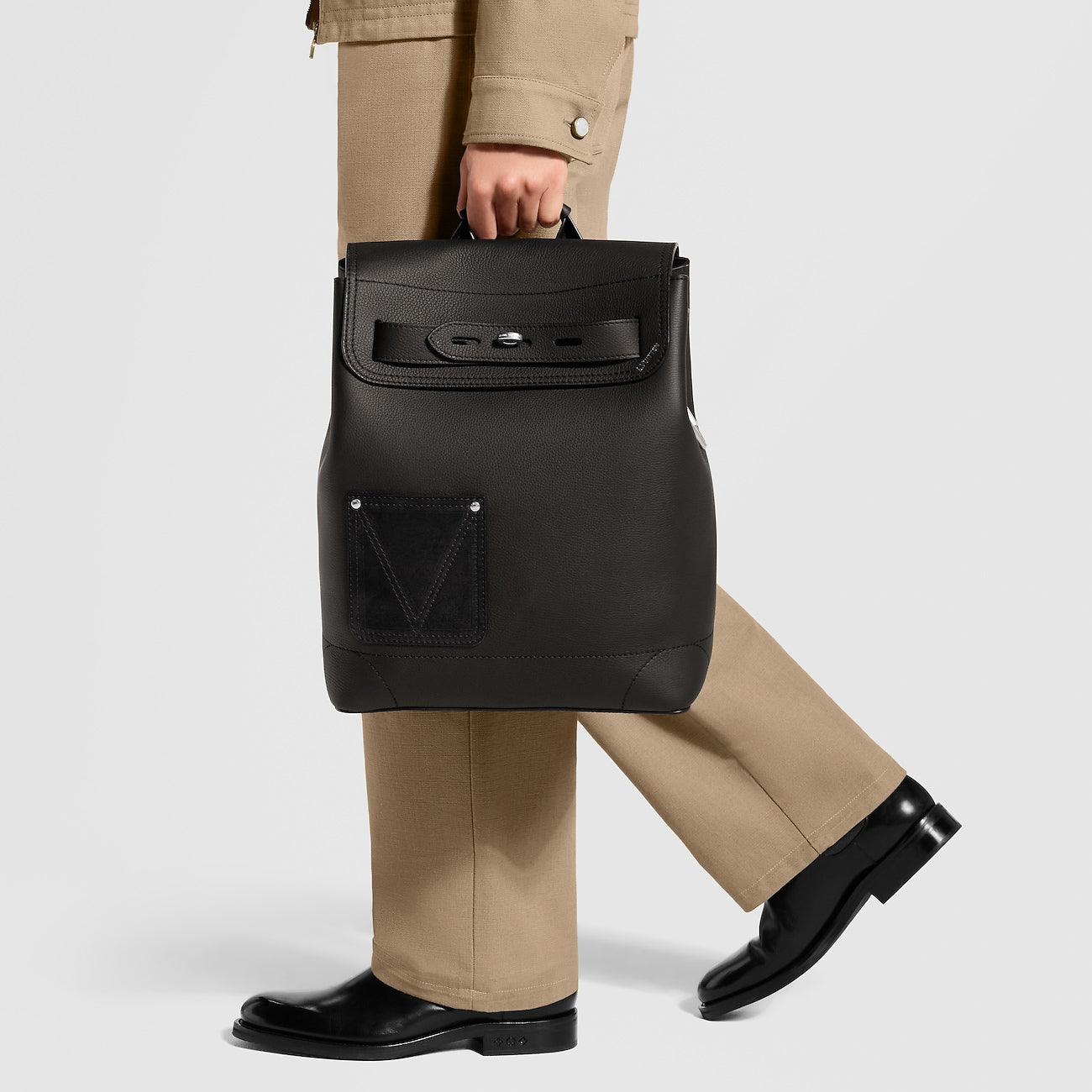 sac à dos Louis Vuitton Steamer LV Touch en cuir de veau noir